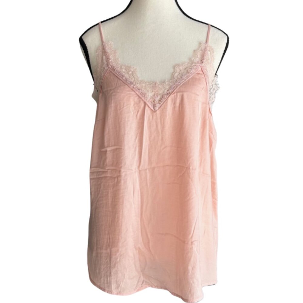 H&M MAMA TOP IN PASTEL PEACH COLOR EMBELLISHED WITH DELICATE LACE, SZ. M